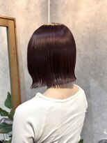 エン(en.)&nbsp;♪襟足ギリギリの外ハネ切りっぱなしボブ