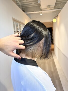 シェーン 仙台駅広瀬通店(schon) ベージュ×インナーカラー