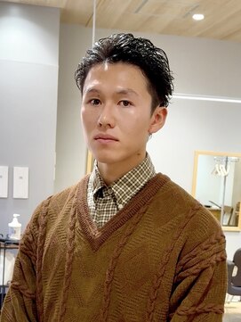 トリッカ 銀座(tricca) ショートパーマ/メンズパーマ/ハンサムショート/刈り上げ/黒髪