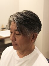 アザーハーフ(Other Half)&nbsp;白髪×ツーブロック 大人ナチュラルショート！