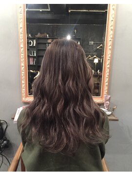 イル(iLu.) ダークグレージュ