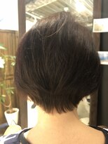 リクラウドヘアアパートメント(re:cloud hair apartment)&nbsp;髪が細い方でもふんわりボリュームショートスタイル。