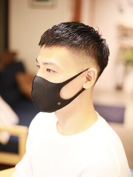 リビーチ ヘア リゾート 赤羽(Rebeach HAIR RESORT) パクセロイ風スキンフェードショート【赤羽リビーチ】