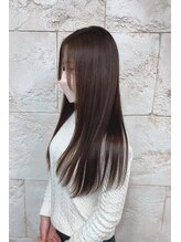 リッチアンドアンジー(RICCI&ANGIE) 大人可愛い　艶髪　ナチュラルストレート　ココアベージュ