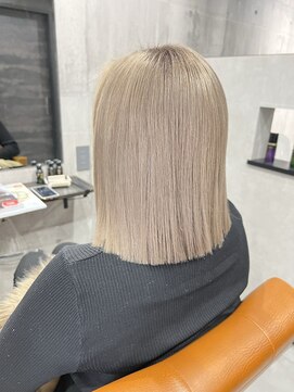 リッシュ(RISH) ブリーチ/ショートヘア/10代/20代/30代/ショートボブ#K469