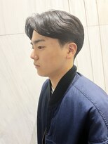 オーパスクリエ (OPUS CREER)&nbsp;後頭部も綺麗に！刈り上げ毛流れ前下がりセンターパート！