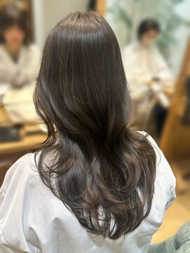 バイオレットジェム(Violet`jem) 10代20代30代40代韓国ヘアレイヤーカットアッシュグレージュ