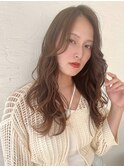 大人レイヤーのブラウンヘアー