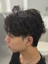 バース 梅田中崎町店(BIRTH)&nbsp;ニュアンスパーマセンターパートフェザーパーマ韓国メンズパーマ