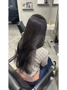 ラック(LUCK) レイヤーぱっつん前髪ステップボーンカットシルキー船橋/韓国