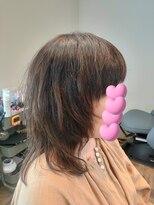 エニシ(Enishi)&nbsp;癖毛を生かしたウルフスタイル