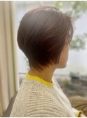 クセ毛をいかしたショートヘア