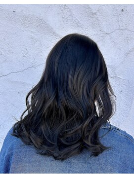 グルグル 妙典店(GULGUL) ミディアム　顔まわりレイヤー　オリーブグレージュ