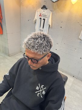 メンズ ラピス(Men's Lapis) スパイキーショートスキンフェードアップバング