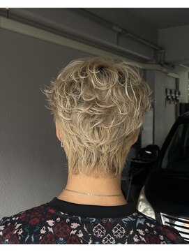 アルティ(arti) スパイキーショート