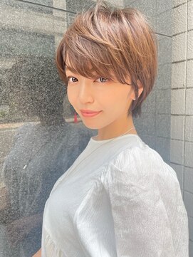 ユー イケブクロ(u Ikebukuro) 20代/30代/レイヤーショート/大人ショート/くびれショート