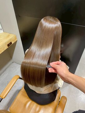 プレバイイオエ 三宮店(pre. by ioe) 髪質改善/ココアベージュ/小顔カット/縮毛矯正／レイヤーカット