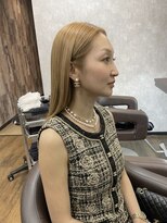 グレネイド(grenade)&nbsp;ハイトーンミルクティーベージュ×艶髪ストレートロング