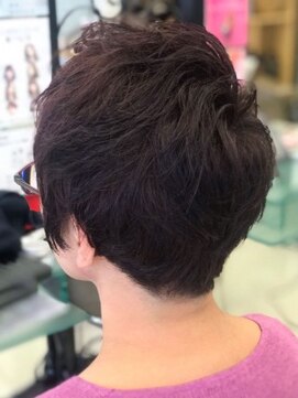 ミーティア バイ クアトロ(Meteor By QUATRO) 小顔ハンサムショート☆