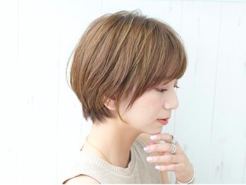 ヘアリゾートノア 銀座(hair resort Noah)の写真/ショートヘアでも女の子っぽい★TOPクラスのカット技術がプチプラで体験できる！パーマをかけても◎