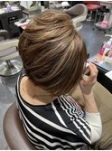 脱白髪、前下がりショート
