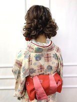 アップスニニー(up's niny)&nbsp;可愛い着物に合わせて作った『下めのボリュームツインお団子♪』