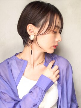 アトリエ フェム(atelier.fem) 丸みとくびれが可愛いショートヘア