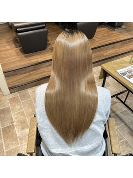 アシュレイ(ASHLEY) suzu ハリウッドトリートメント 髪質改善トリートメント 大阪