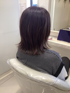 ルナディア(Lunadia) 切りっぱなし外ハネボブ