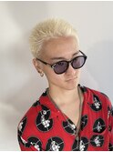 スパイキーショートハイトーンボウズツイストスパイラルパーマ