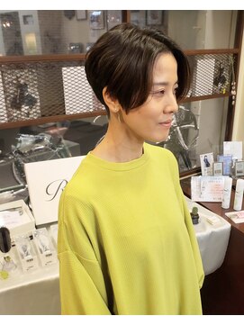 ヒカリス 東三国(HIKARIS) 笑顔溢れるミセスショート/ハンサムショート/センターパート