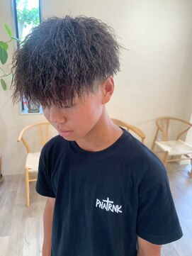 シフト(SHEEFT) マッシュツイストスパイラルかき上げ束感ブラウンメンズ