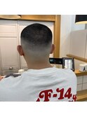 バズスキンフェード
