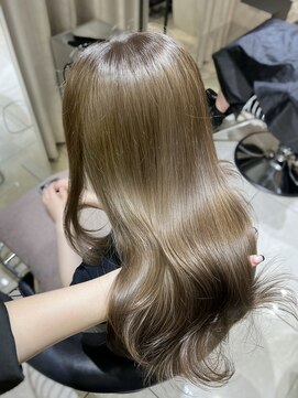 ユーフォリア 池袋東口駅前店(Euphoria) 【Euphoria MITSUKI】まろやかなハニーミルクベージュ♪