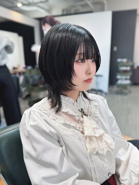 ショートウルフ/透明感/アッシュ