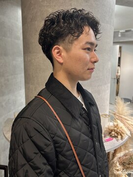 ラナ 新宿(lana) ニュアンスパーマ/センターパート【lana hair新宿】