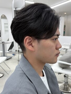 スヴニール(souvenir) 曲がる縮毛矯正　フェザーショート　フェザーパーマ