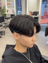 ルースト 心斎橋店(ROOST) MEN’S/リバースセンターパート/ニュアンスパーマ/大阪