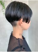 刈り上げ、ハンサムショート、ネイビー、ローライト