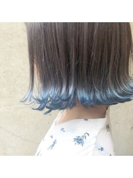 アローズ 荒尾店(arose) 裾カラーブルーグラデーション×透明感アッシュ外ハネボブ