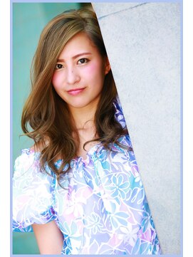 グランアージュ 北千住(grandage) 外国人風ベージュブロンド