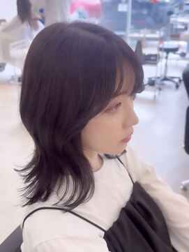 ソソ(soso.) 韓国風顔まわりカット/切りっぱなしくびれヘア