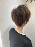 マッシュショート　アッシュベージュ