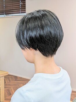 ウィスカーヘアー(whisker hair)の写真/《話題の髪質改善》新導入FLOWDIA MOREトリートメントでダメージケアしながら理想のヘアスタイルに◎