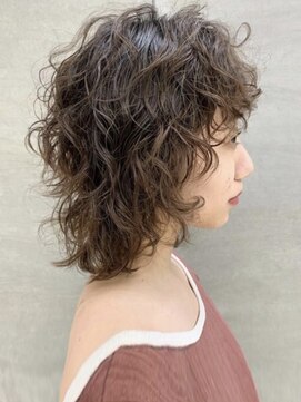 トゥコ(tuco) ウルフ.ミディアム ショート パーマ レイヤー ショートパーマ