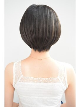 シンプルショートボブ