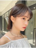 切りっぱなし 外ハネボブ ラウンドバング チャコールグレー