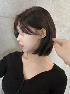 ナループロア ルームー(Nalu pu loa ROOMOO) レイヤーボブで大人韓国っぽく☆原宿/韓国ボブ/切りっぱなしボブ