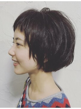 ボッカ(bocca) クセを活かした丸みボブ