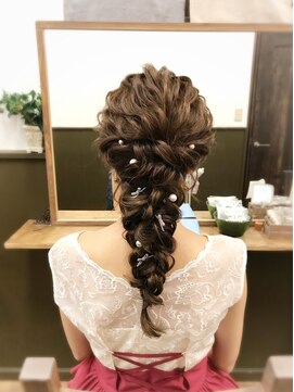 マチュレ 上野店(Mature) 【ヘアセット専門店Mature】編み下ろし